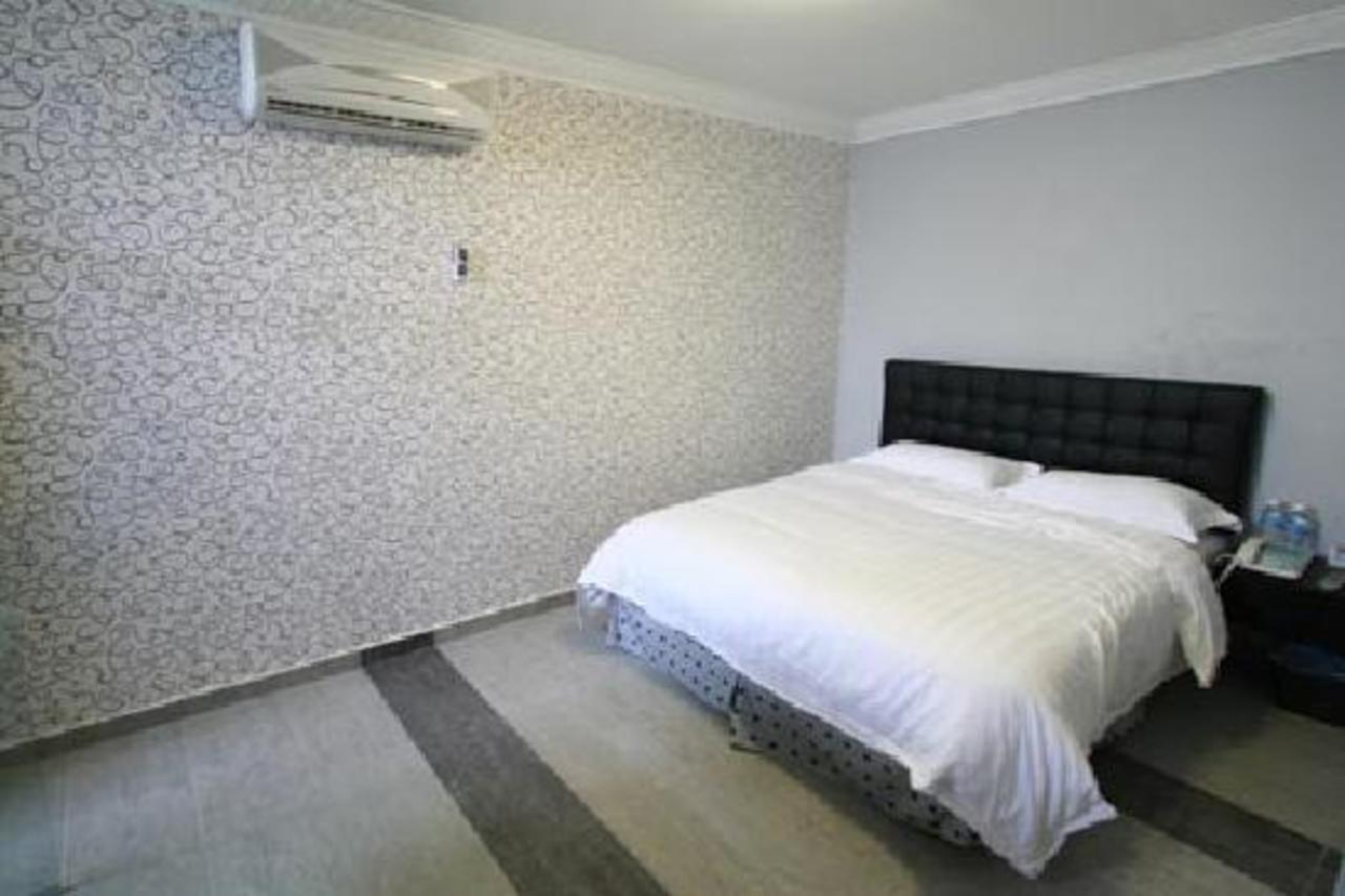 T Hotel Johor Bahru Skudai Ngoại thất bức ảnh