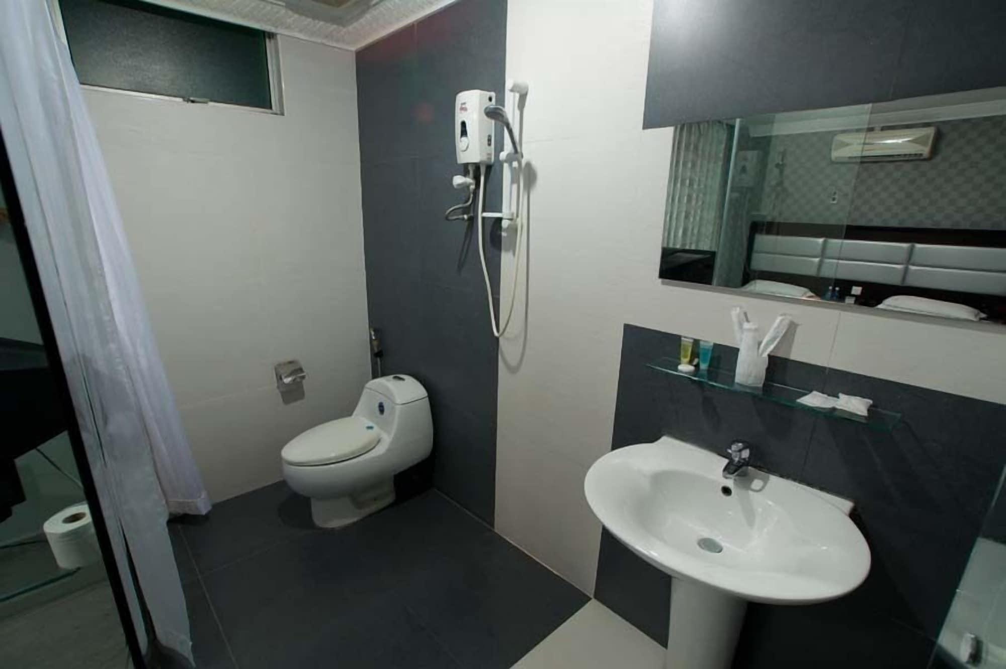 T Hotel Johor Bahru Skudai Ngoại thất bức ảnh
