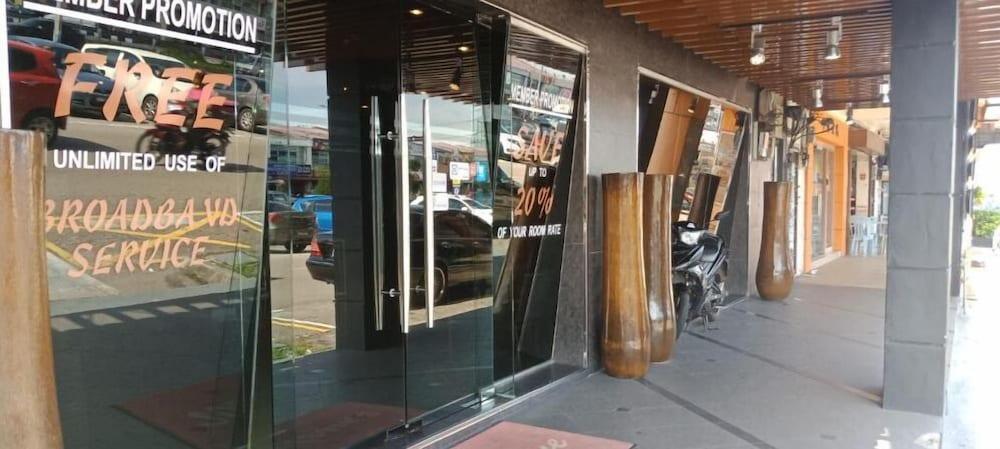 T Hotel Johor Bahru Skudai Ngoại thất bức ảnh